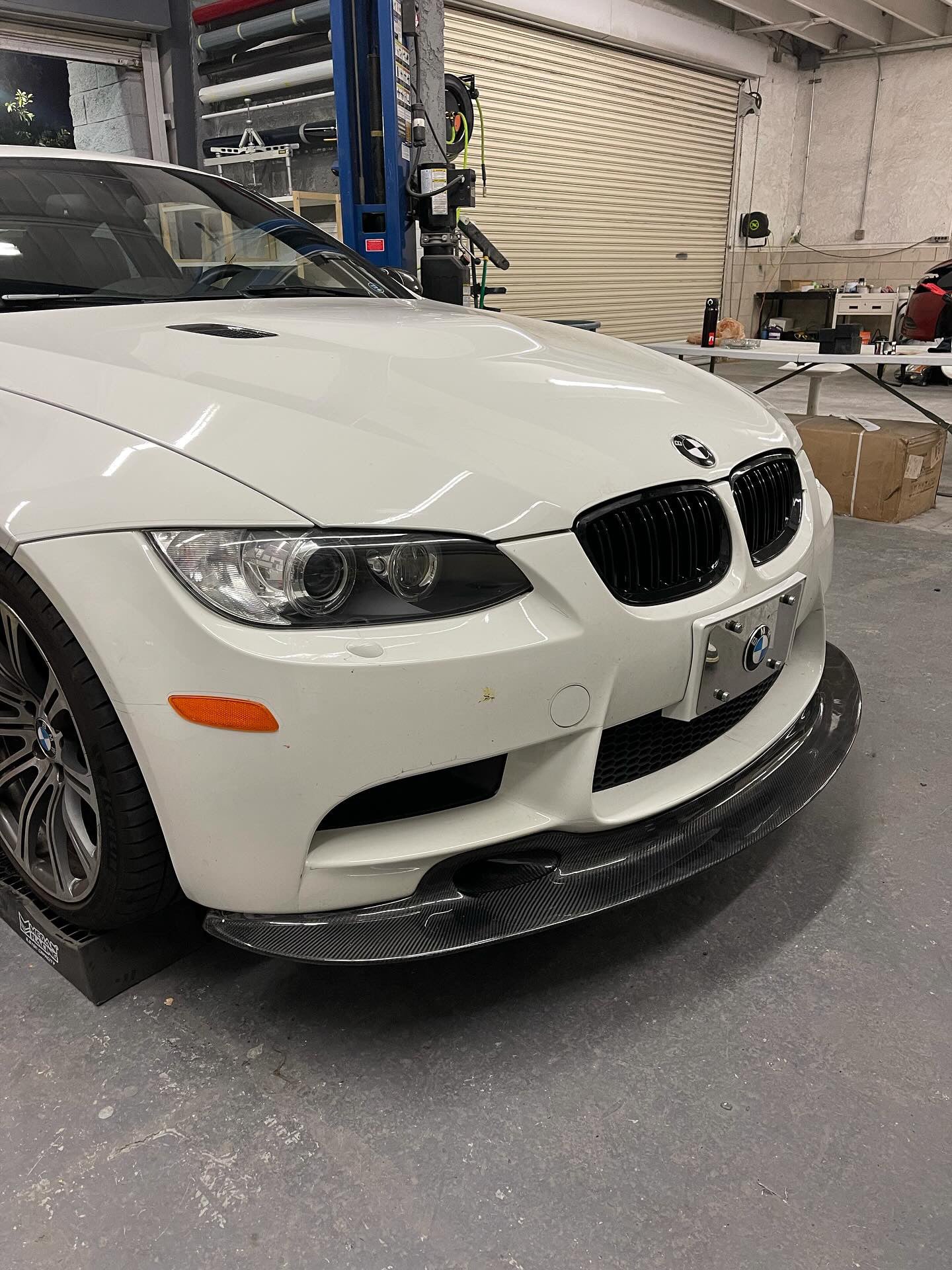 BMW E90 E92 E93 Pre-Drilled M3 GT4 V1 Style Carbon Fiber Front Lip