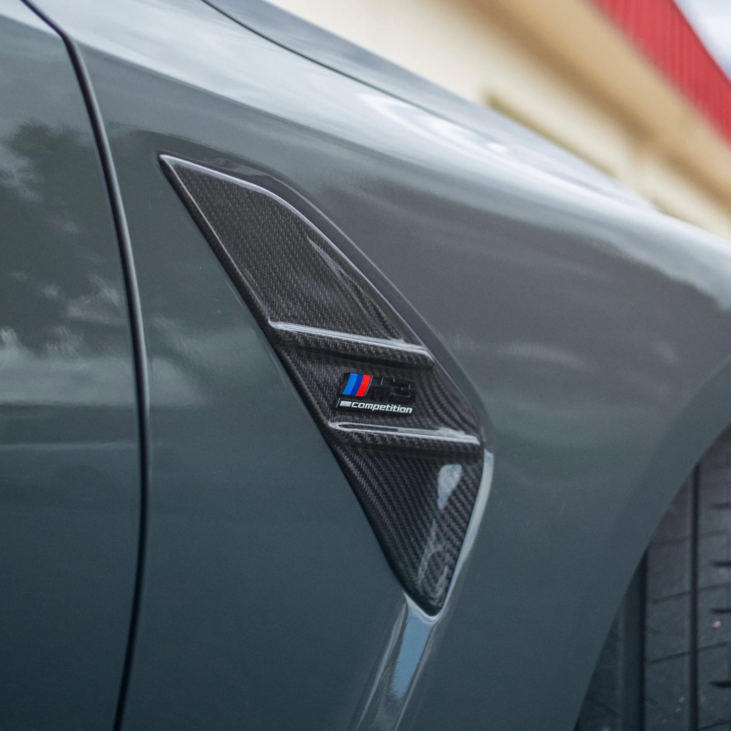G80 M3/G82 M4 - DRY CARBON FIBER FENDER VENT TRIMS