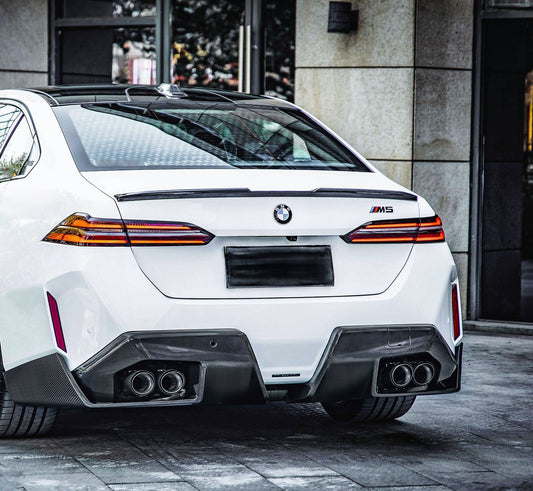BMW G90 M5 / G99 M5 M Performance Style Pre-Preg Dry Carbon Fibre Rear Diffuser