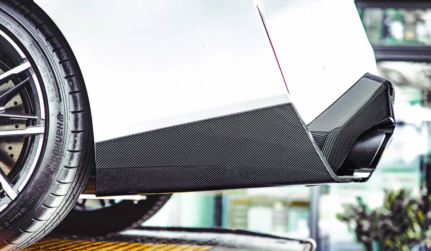 BMW G90 M5 / G99 M5 M Performance STYLE PRE-PREG DRY CARBON FIBRE REAR DIFFUSER