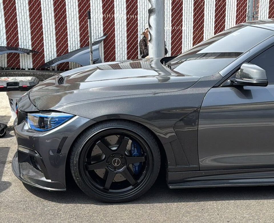 BMW F30 3-Series Vented Carbon Fenders